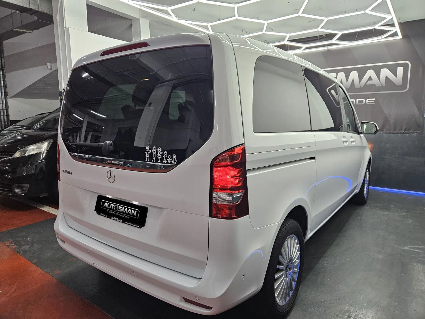 MERCEDES-BENZ Clase V 250 d Avantgarde Compacto 2023 Diésel Blanco - Imagen 6 de 60